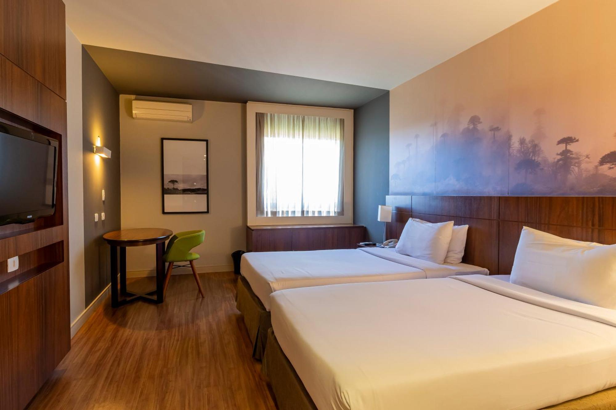 Hotel Cassino Tower Curitiba Aeroporto By Nacional Inn Sao Jose dos Pinhais Bagian luar foto